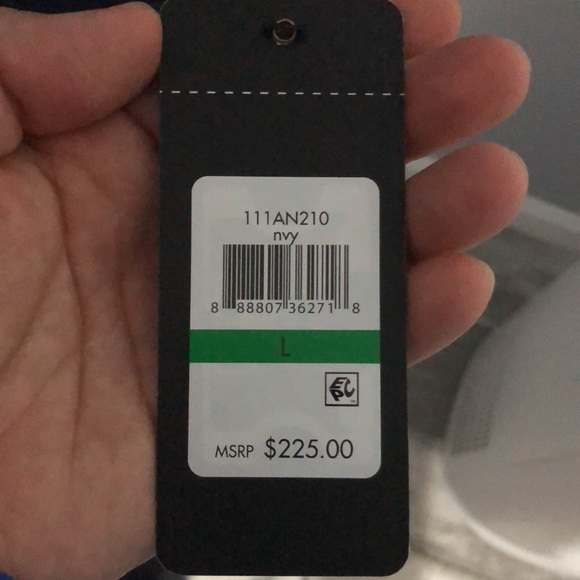 Large Men’s Guess Puffer - Picture 5 of 5